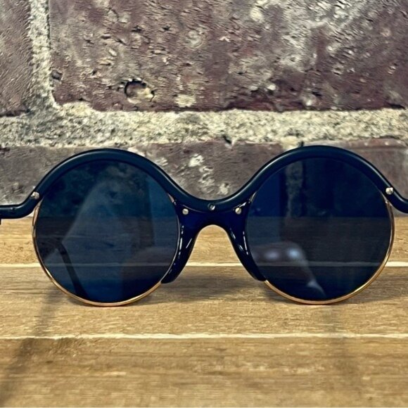 Gianfranco Ferre Vintage Black & Gold Sunglasses EUC main image 7